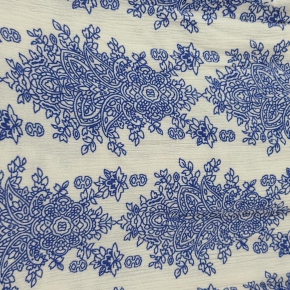 Vintage Porcelain Print Open Back Shorts Romper in White, Blue, Size XS - Picture 2 of 6